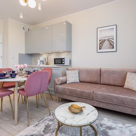 Baltic Marina Residence Apartments By Noclegi Renters 코워브제크 외부 사진