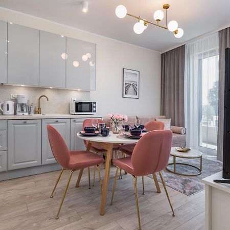 Baltic Marina Residence Apartments By Noclegi Renters 코워브제크 외부 사진